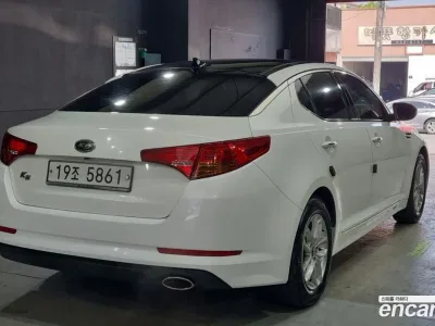 2011 Kia K5 LPI Luxury, фото 1, лот 10063625