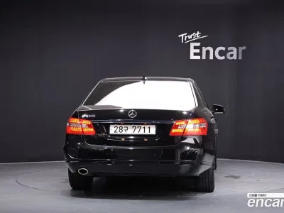 2011 Mercedes-Benz E-Class E200 CGI, фото 3, лот 10076379