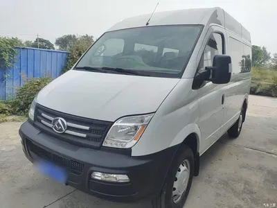 2019 SAIC Maxus Xintu V80 2.5T Classic 6-Speed Manual Aoyuntong Facelift Short Wheelbase Medium Roof 5/6-Seater, фото 1, лот 11144807