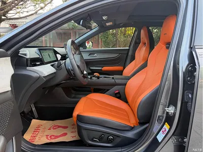 2025 Changan UNI-V 2.0T Sport Version, фото 4, лот 10323601