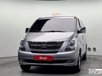 2013 Hyundai Starex 11-Seater Wagon, фото 2, лот 10192392