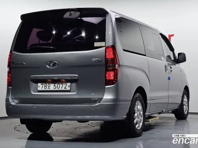 2014 Hyundai Starex 12-Seater Wagon, фото 1, лот 10191640