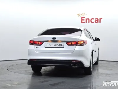 2017 Kia K5 2.0 MX, фото 4, лот 10107734
