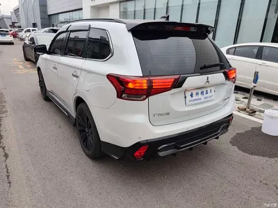 2021 Mitsubishi Outlander 2.4L 4WD Premium Edition 5-seater, фото 4, лот 10339998