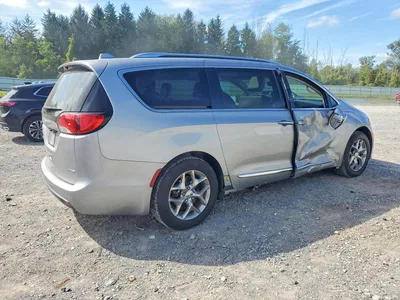 2019 CHRYSLER PACIFICA LIMITED, фото 3, лот 11575427