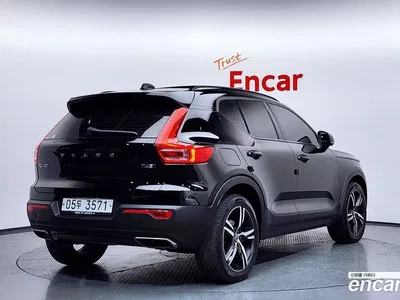 2019 Volvo XC40 T4 R-Design, фото 2, лот 10125564