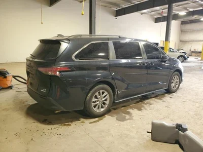 2021 TOYOTA SIENNA LE 8-PASSENGER, фото 3, лот 10556379