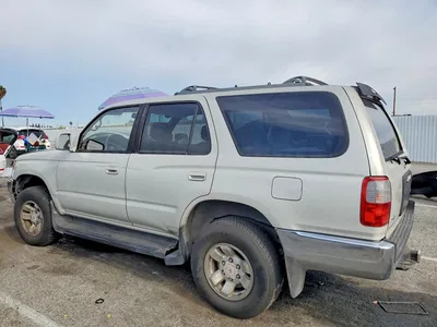 1998 TOYOTA 4RUNNER SR5, фото 2, лот 10982498