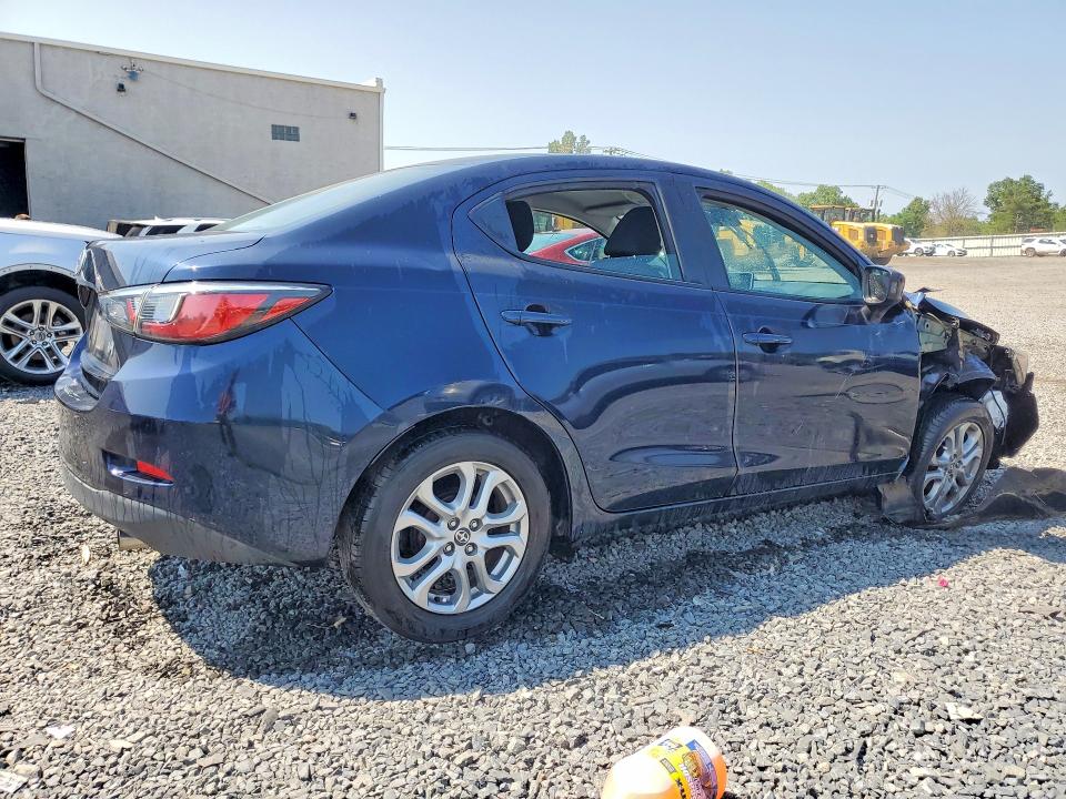 2016 SCION IA BASE, фото 3, лот 10880837