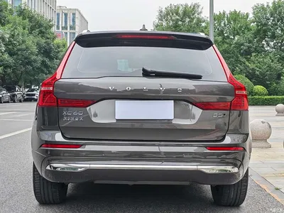 2022 Volvo XC60 B5 AWD R-Design, фото 4, лот 10364572