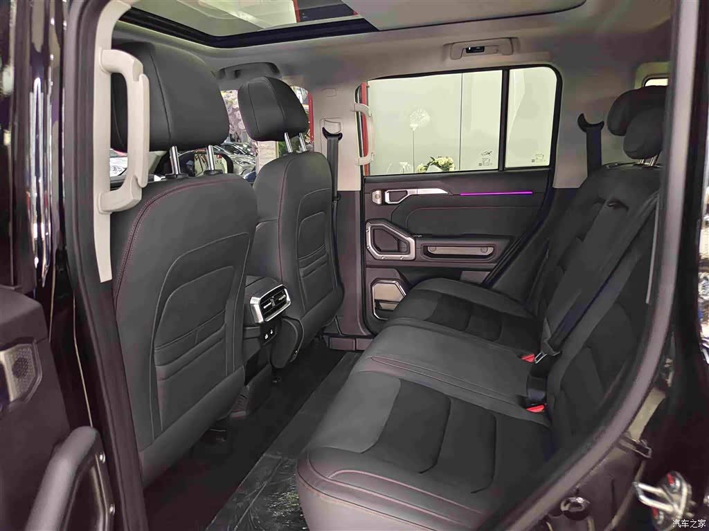 2023 Jetour Traveler Model 2.0T 4WD Cross PRO, фото 4, лот 11223483