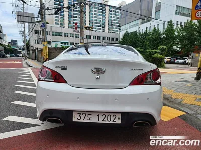 2010 Hyundai Genesis 200 Turbo R, фото 4, лот 10135395