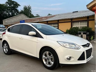 2012 Ford Focus Hatchback 1.6L Automatic Trend, фото 3, лот 10294238