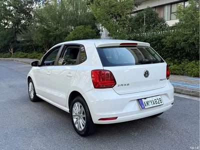 2014 Volkswagen Polo 1.6L Automatic Comfort Edition, фото 4, лот 10418367