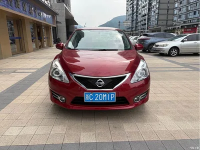 2013 Nissan Tiida 1.6L CVT Cool Edition, фото 1, лот 10351045