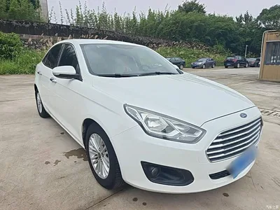 2017 Ford Escort 1.5L Manual Comfort Type, фото 4, лот 10281617