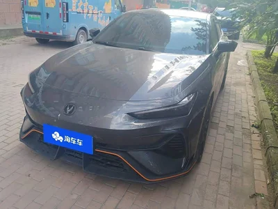 2025 Changan UNI-V 2.0T Sport Version, фото 1, лот 10248293