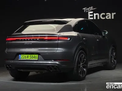 2024 Porsche Cayenne 3.0 Coupe, фото 2, лот 10170369
