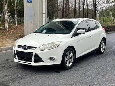 2012 Ford Focus Hatchback 1.6L Automatic Comfort, фото 1, лот 10296847