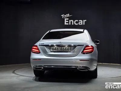 2018 Mercedes-Benz E-Class E300 Avantgarde, фото 3, лот 10071930