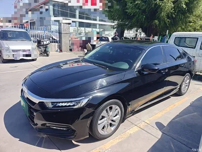 2018 Honda Accord 260TURBO Luxury Edition China VI, фото 2, лот 10593559