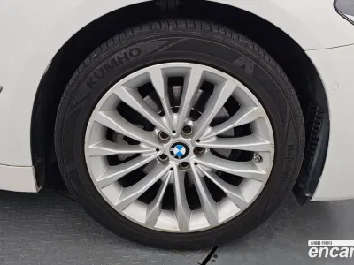 2018 BMW 5-Series 520d xDrive Luxury Plus, фото 4, лот 10075069