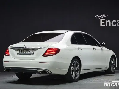 2019 Mercedes-Benz E-Class E300 Avantgarde, фото 2, лот 10169886