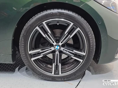 2022 BMW 4-Series 420i M Sport Performance Coupe, фото 4, лот 10044640