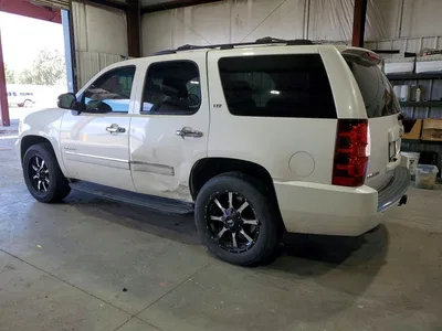 2010 CHEVROLET TAHOE K1500 LTZ, фото 2, лот 10679027