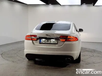 2014 Jaguar XF 2.2D Luxury, фото 3, лот 10223436