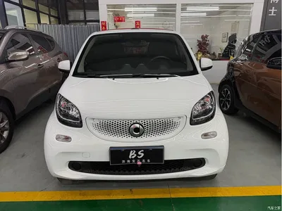 2018 smart fortwo 1.0L 52kW Convertible Passion Edition China V, фото 2, лот 10343110