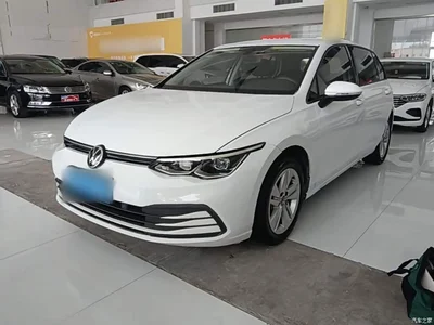 2023 Volkswagen Golf Model 200TSI DSG, фото 2, лот 10451230