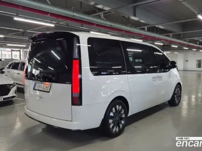 2023 Hyundai Staria L3.5 Lounge 7-Seater, фото 1, лот 10057450