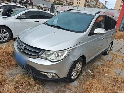 2015 Baojun 730 1.8L Manual Comfort ESP Edition 7-seater, фото 1, лот 11148144