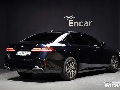 2026 BMW 5-Series 520i M Sport, фото 2, лот 10218431