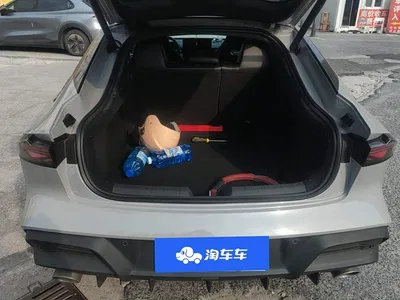 2025 Changan UNI-V 1.5T Sport Edition, фото 4, лот 11104116