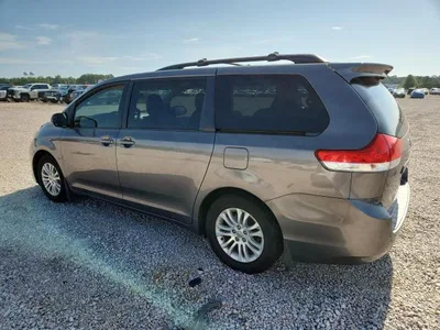 2014 TOYOTA SIENNA XLE 8-PASSENGER, фото 2, лот 10531721