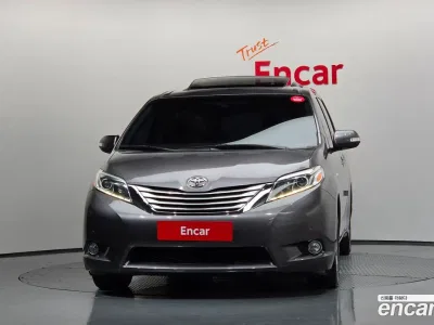 2017 Toyota Sienna 3.5 AWD, фото 3, лот 10207460