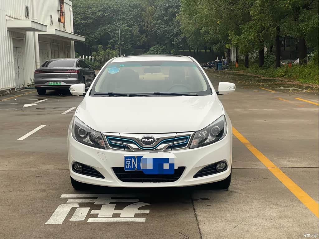 2017 BYD e5 300 Honor, фото 2, лот 11138826