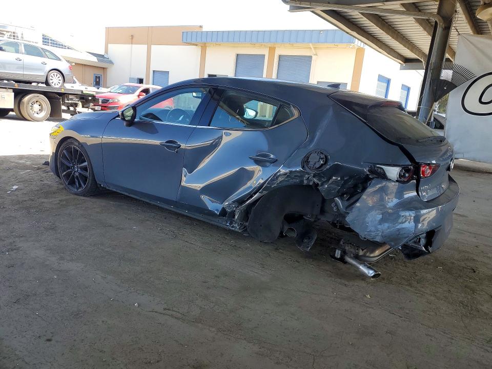 2019 MAZDA 3 PREMIUM, фото 2, лот 11142635