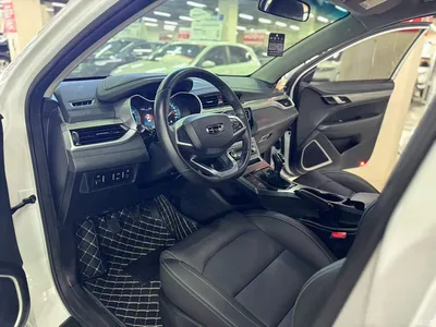 2019 Geely Emgrand Leading Edition 1.5L Manual Luxury Type China VI, фото 4, лот 10308956