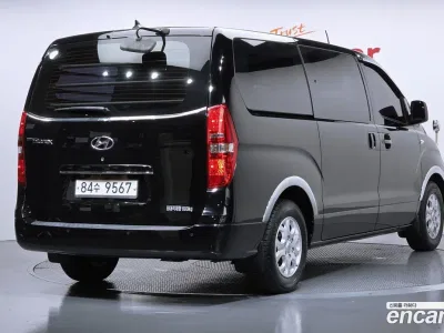 2015 Hyundai Starex 5-Seater VAN, фото 2, лот 10998544