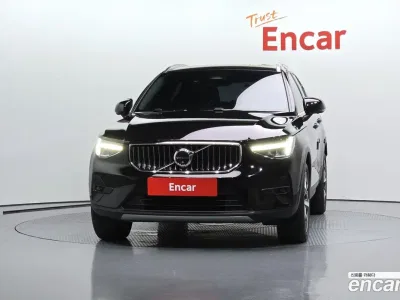 2023 Volvo XC40 B4 Ultimate Bright, фото 3, лот 10115286