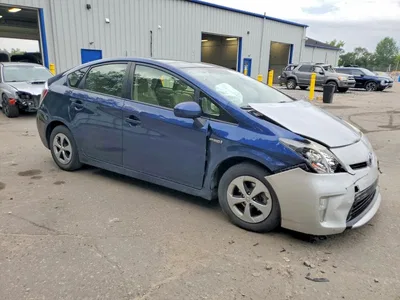 2013 TOYOTA PRIUS THREE, фото 4, лот 10525219
