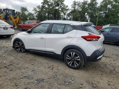 2020 NISSAN KICKS SR, фото 2, лот 10757508