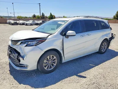 2022 TOYOTA SIENNA XLE, фото 1, лот 10506678
