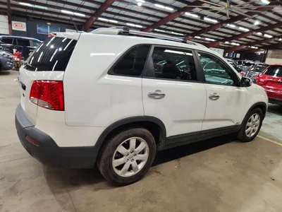 2013 KIA SORENTO LX, фото 3, лот 10586973