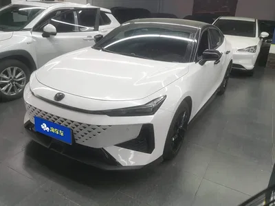 2025 Changan UNI-V 1.5T 500Bar Premium Model, фото 1, лот 10689520