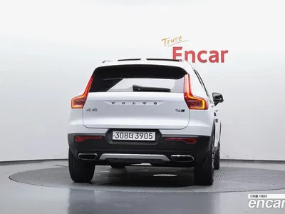 2020 Volvo XC40 T4 Inscription, фото 4, лот 10127253