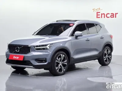 2022 Volvo XC40 B4 Inscription, фото 1, лот 10126366